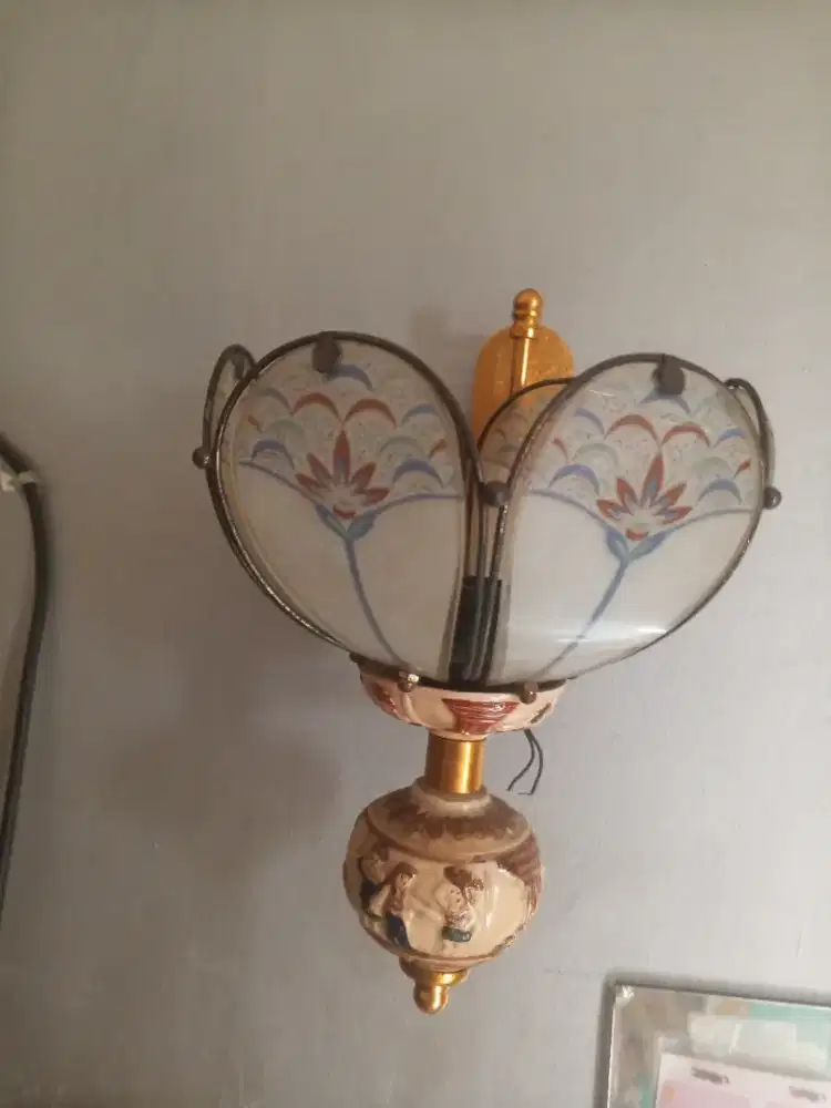 Lampu tempel  vintage