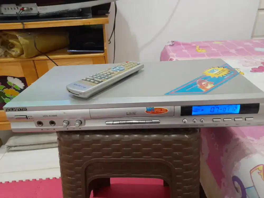 Jual vcd advante masih seperti baru siap pake.