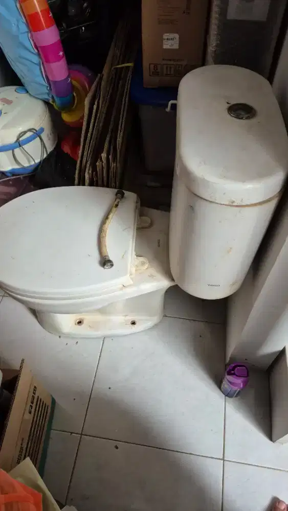 Jual Closet TOTO bekas masih normal