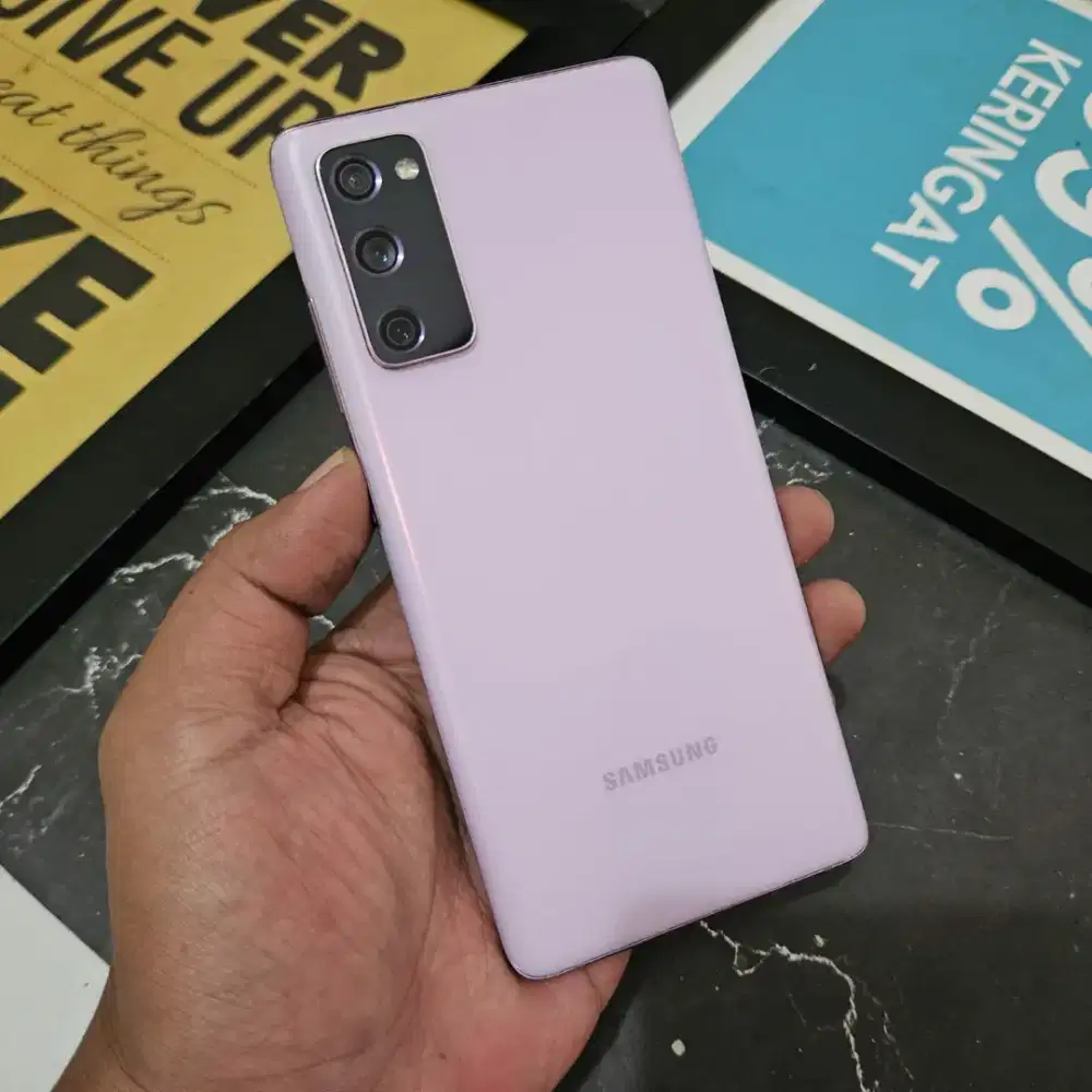 SAMSUNG GALAXY S20 FE 8/128 GB  EX SEIN NO MINUS