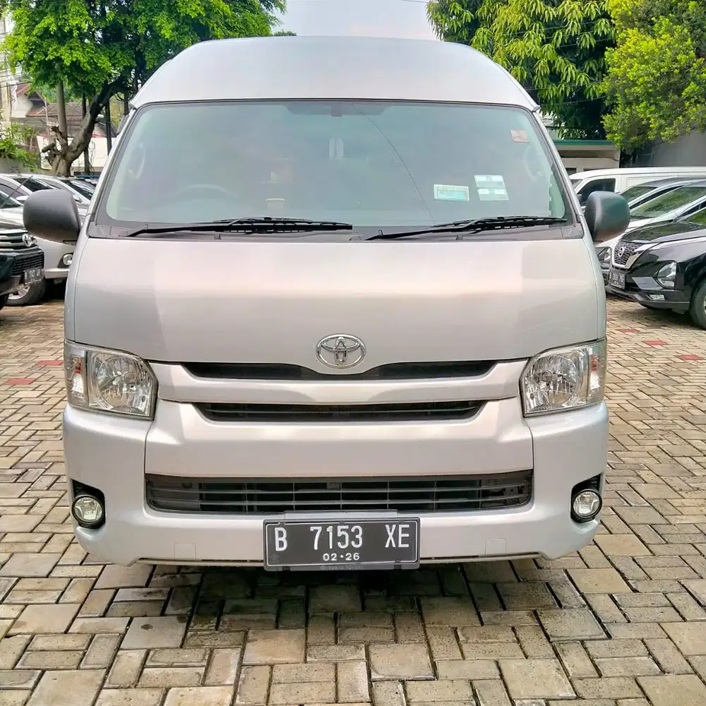 TOYOTA HIACE COMMUTER 2.5 MT 2020