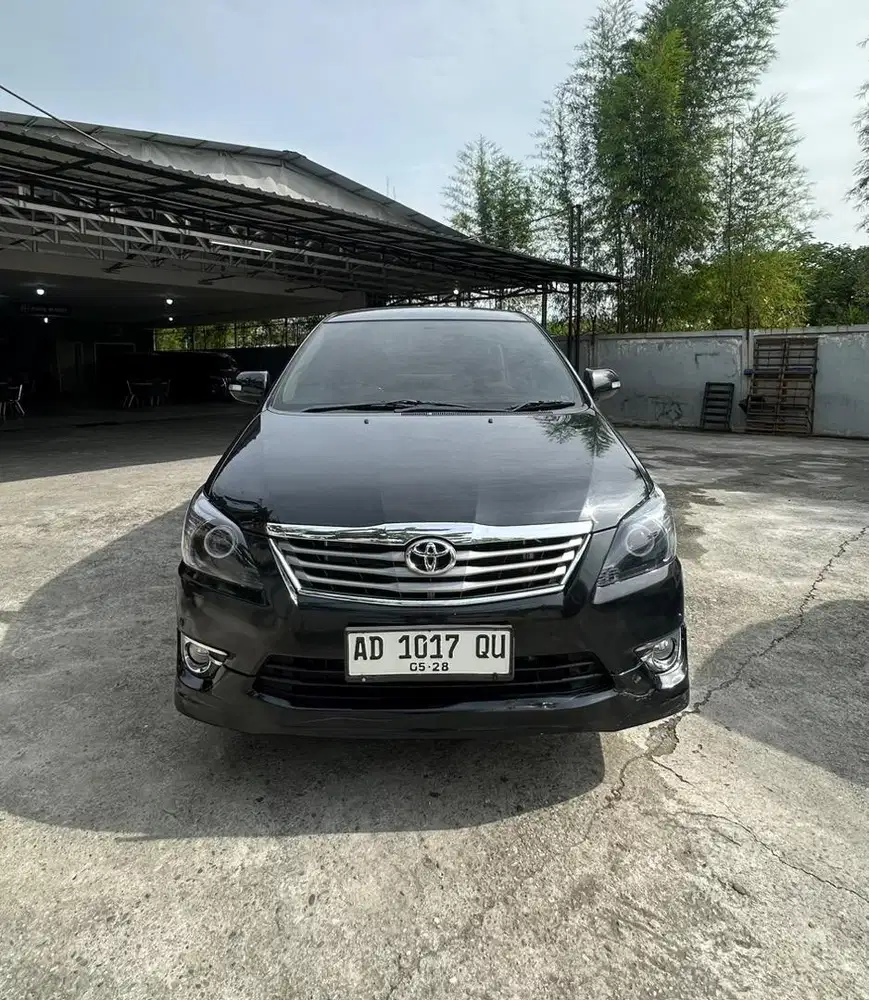 Innova V 2.0 Luxury 2013 ManuaL Km 135 Ribu Full set
