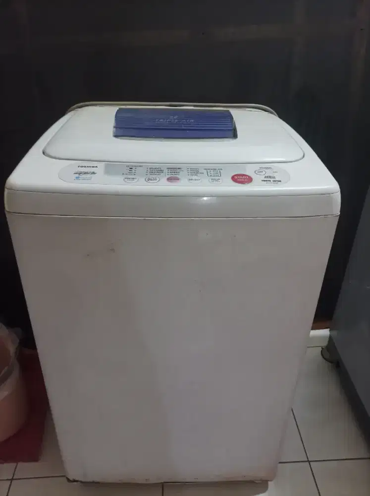 Dijual mesin cuci Toshiba bekas