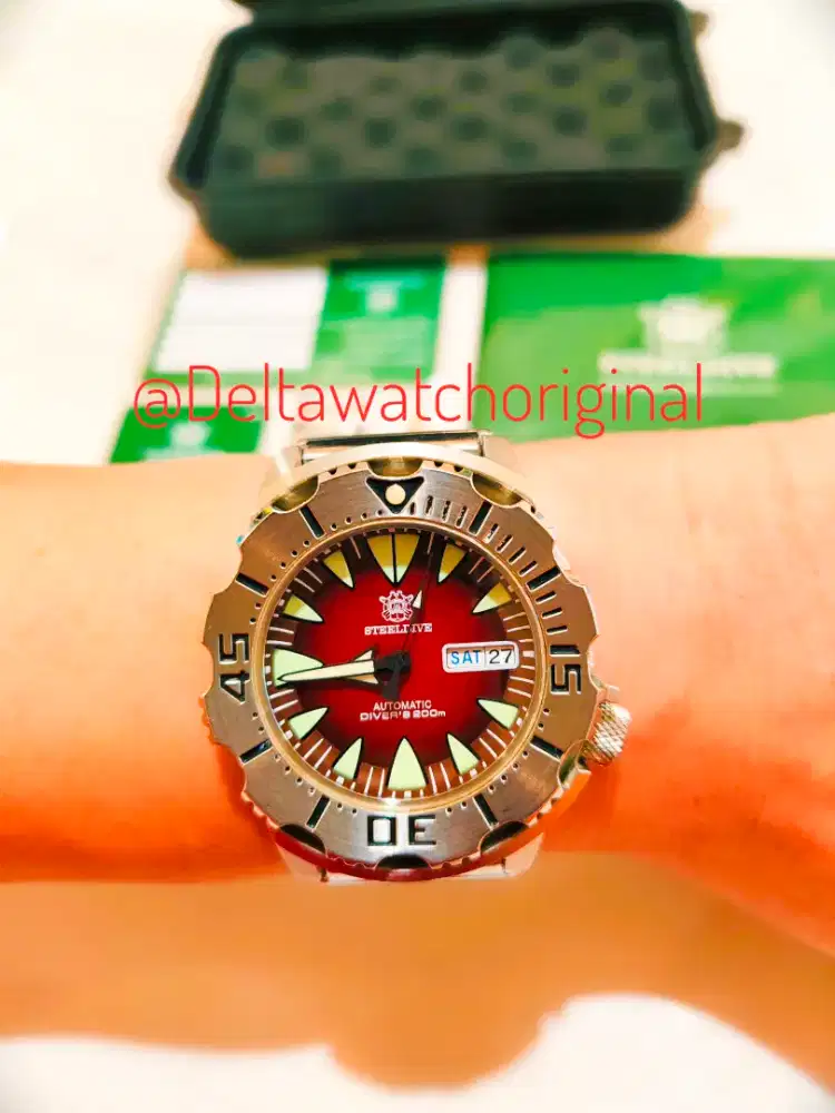 Jam STEELDIVE SD-1984 Monster Dr@cula Red Dial Automatic Diver Fullset