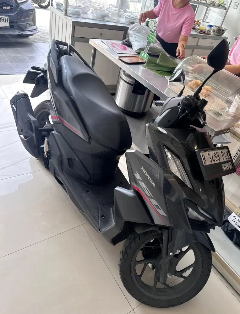 Honda Vario 160 2022 CBS ISS  Black Low KM