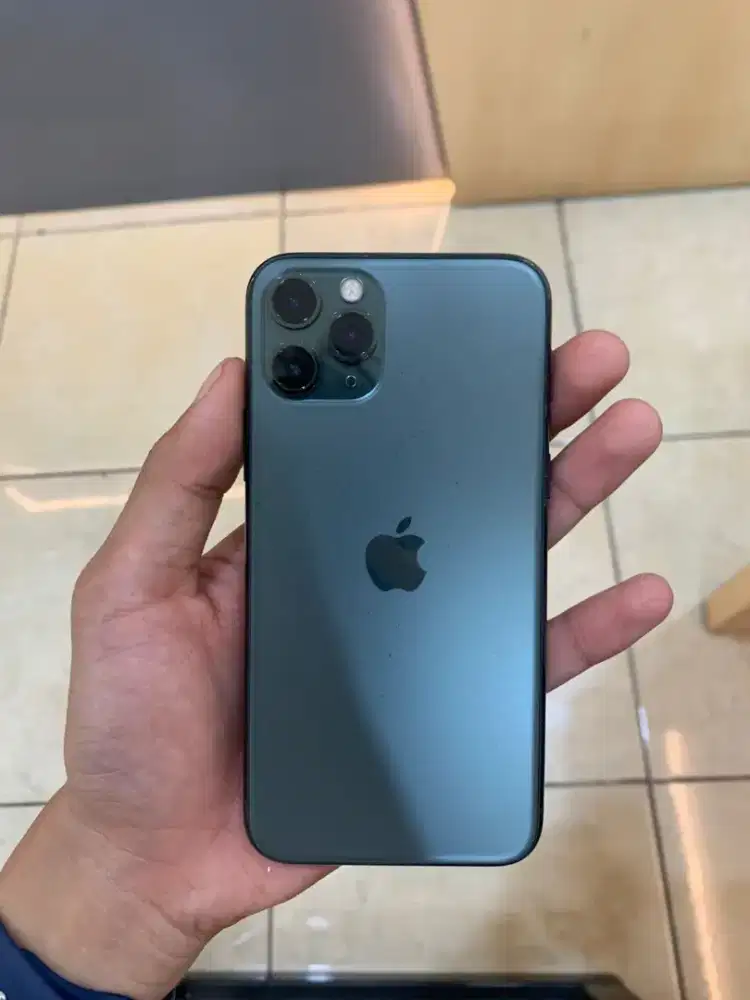 iPhone 12 Pro / 256 inter