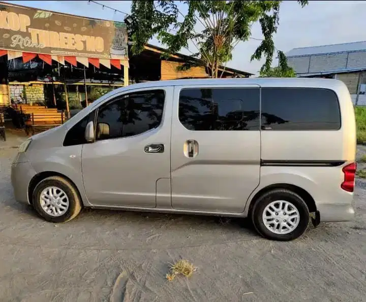 Nissan Evalia 2012 Bensin