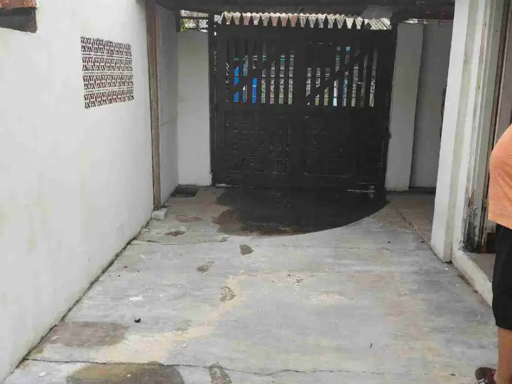 Disewakan rumah di Surabaya Timur