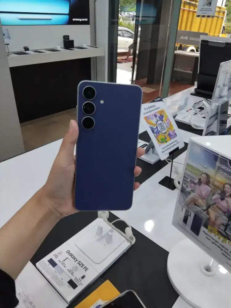 Samsung Galaxy S25FE 12/256 bisa 0%