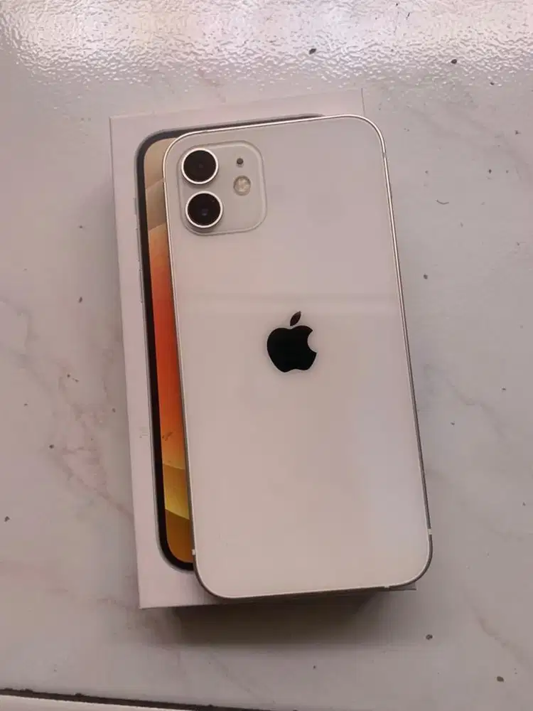iPhone 12 64gb inter