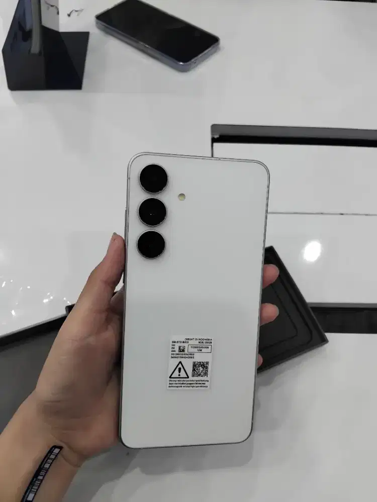 Samsung Galaxy S25 FE White 12/256GB