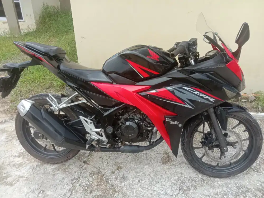 CBR 150R original