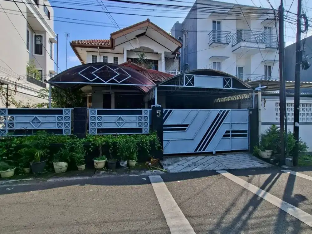 Dijual Cepat Rumah 2 Lantai di Cilandak Jaksel