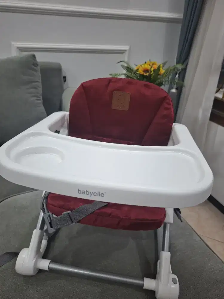 Kursi makan bayi Babyelle Booster Seat Foldable Gobbler