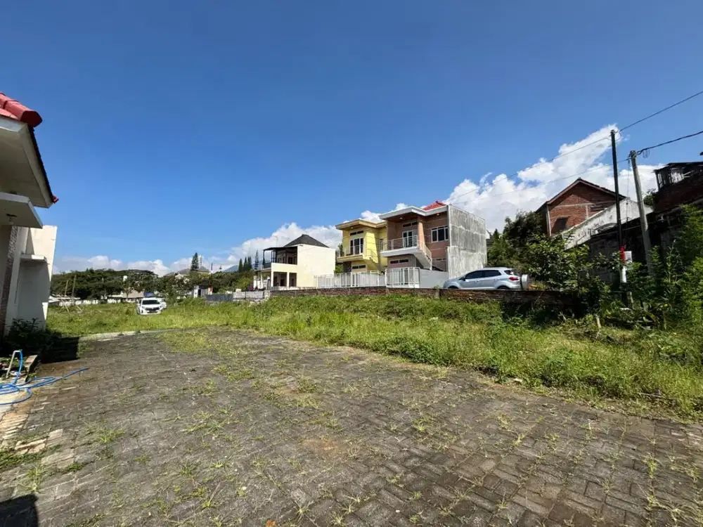 One Gate System Sertipikat pecah Tanah Perumahan Emerald Malang Zona Komersil