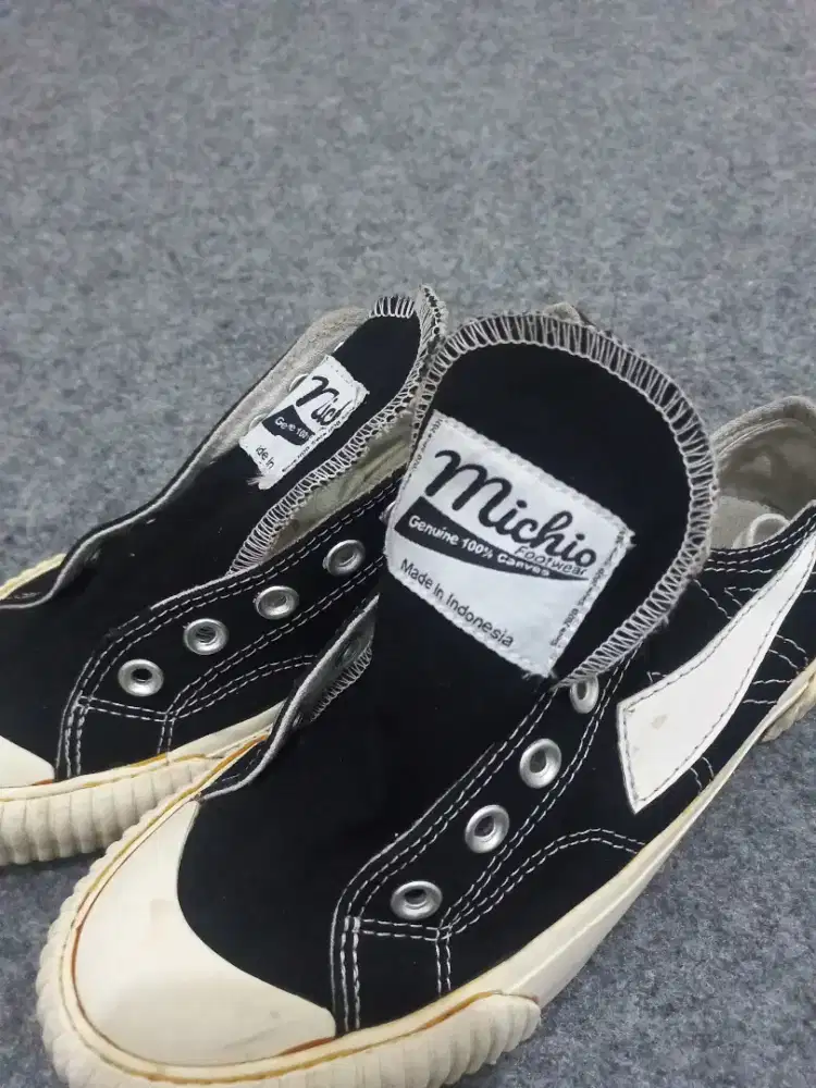 Sepatu michio footwer masih bagus