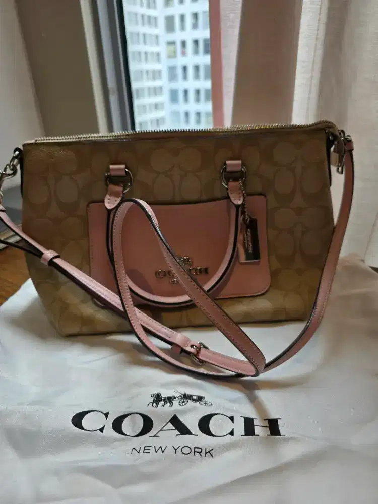 Preloved tas coach