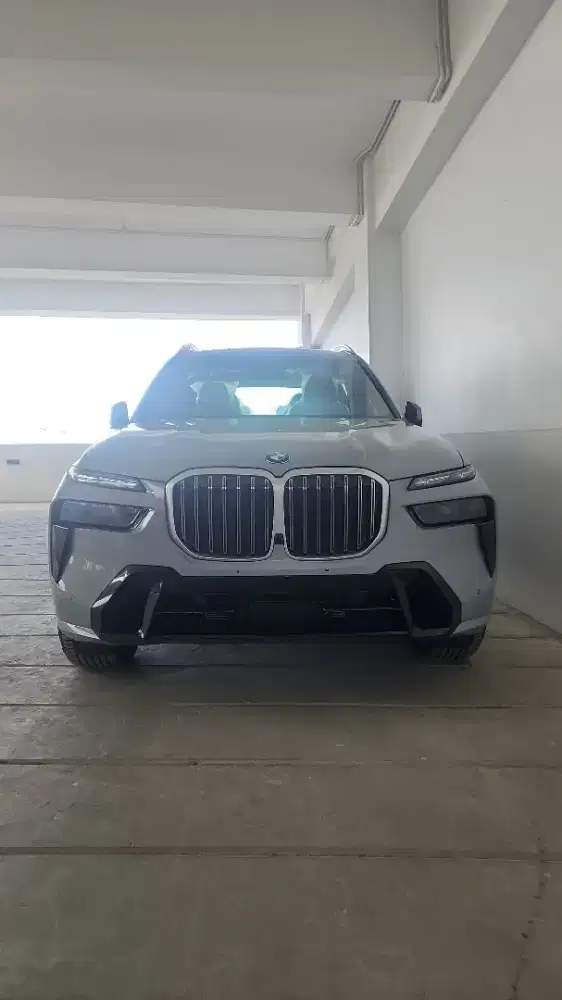 BMW X7 NIK 24 LAST STOCK
