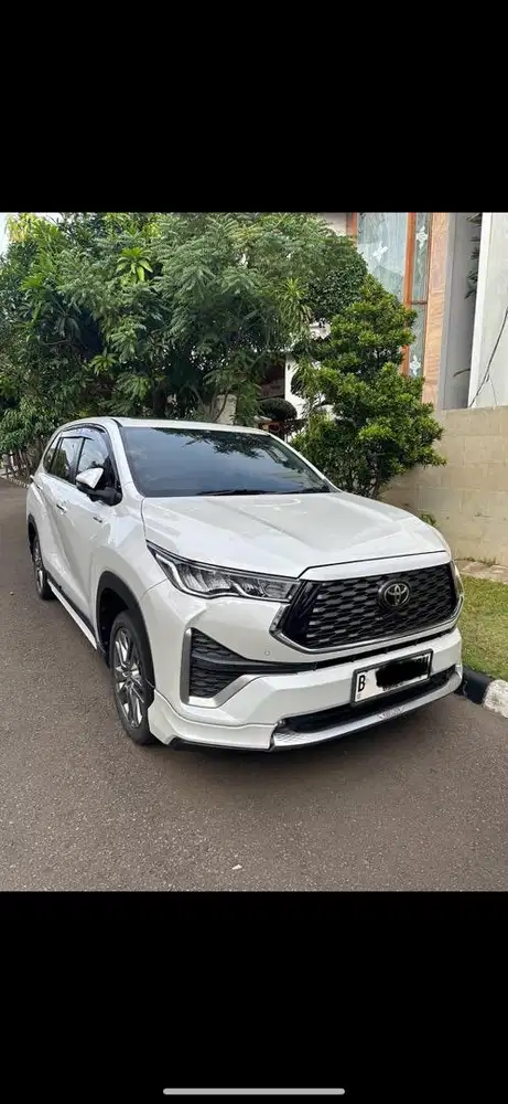 Innova Zenix 2.0 Type Q Modellista 2023