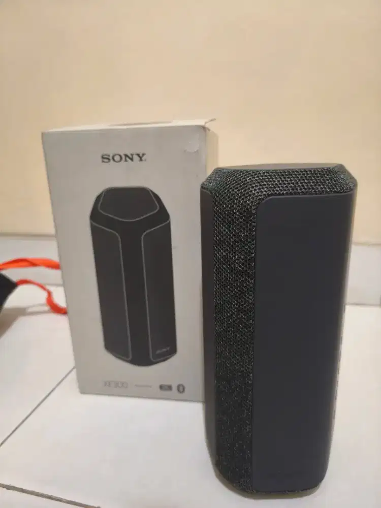 Speaker Sony XE 300