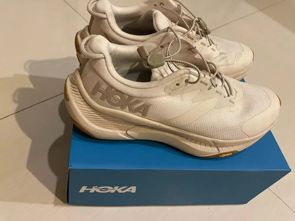 Sepatu trail run hoka transformer