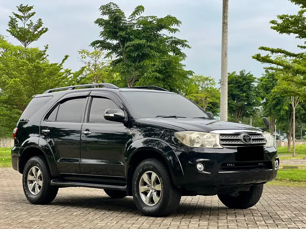 4x4 ! CASH Toyota Fortuner 2.7 V Luxury AT 2008 Facelift