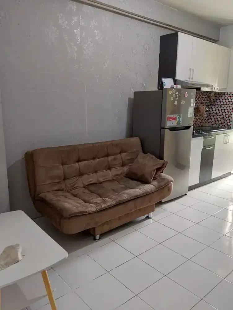 Disewakan apartemen kalibata city Tower Borneo 2br furnish