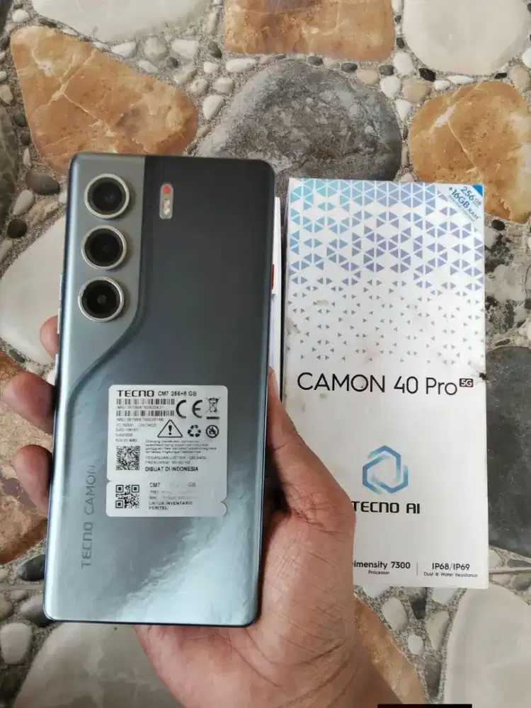 Tecno Camon 40 pro 5G Ram 8/256 lengkap ori Mulus nominus