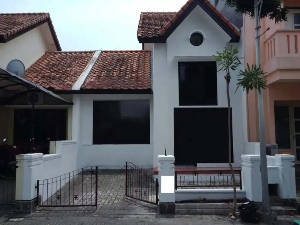 Dijual Rumah Taman Gapura Strategis Siap Huni
