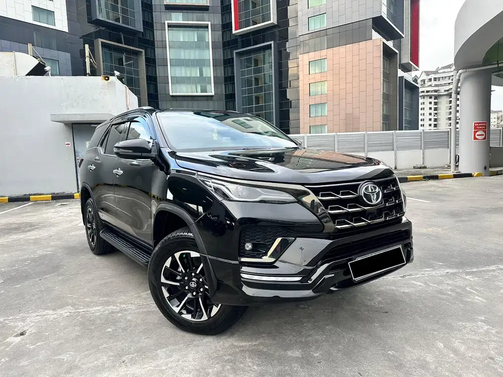 (TDP 10 jt) Toyota Fortuner GR 2.4 AT 2021 Automatic