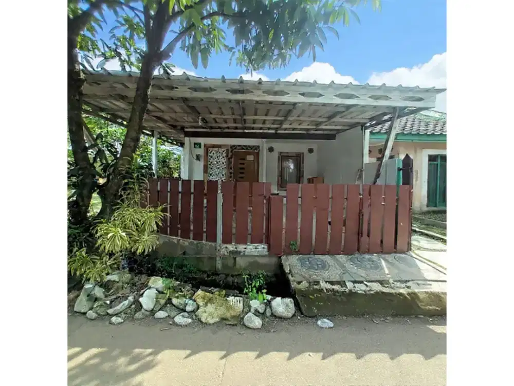 DIJUAL RUMAH BAGUS POSISI HOOK SIAP HUNI STRATEGIS HARGA NEGO SENTUL CITY SSR946
