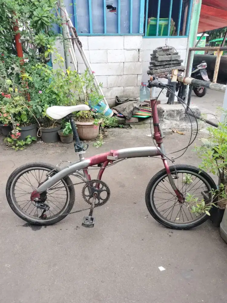 SEPEDA LIPAT BASIC EXOTIC 20 INCH