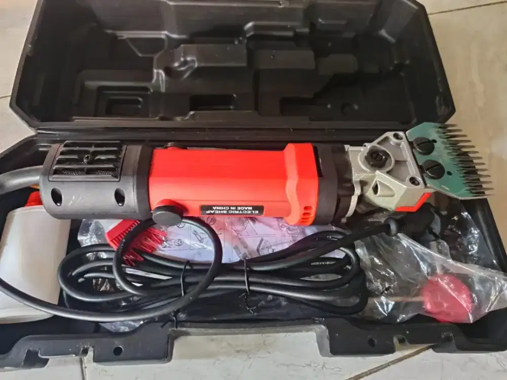 mesin pemotong bulu domba