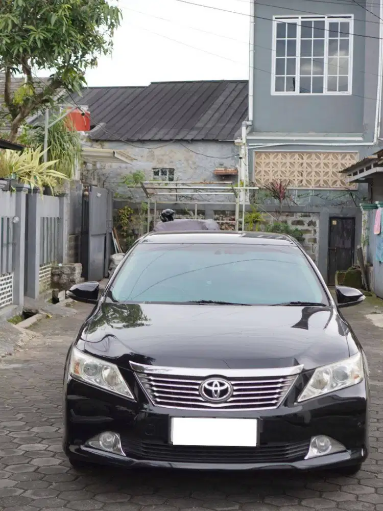 Di Jual Toyota Camry (2013)