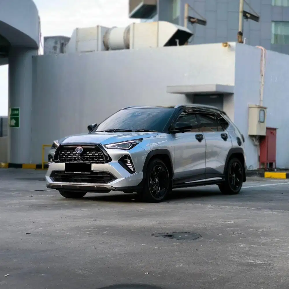 Toyota Yaris Cross HV TSS Hybrid matic tahun 2023