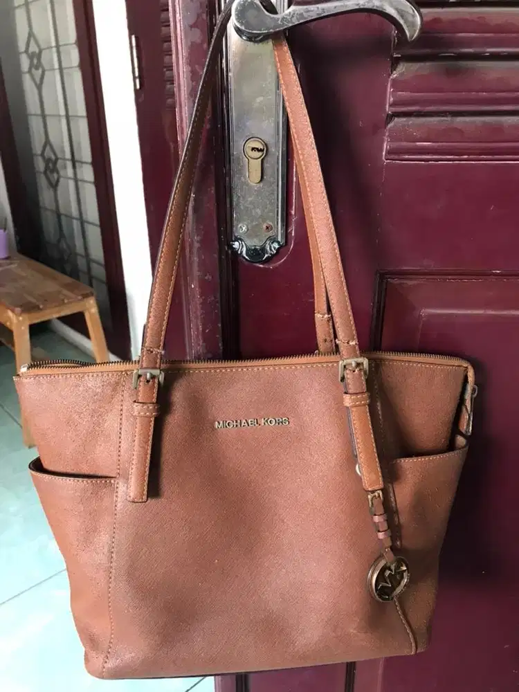 Preloved Authentic Tas Michael Kors