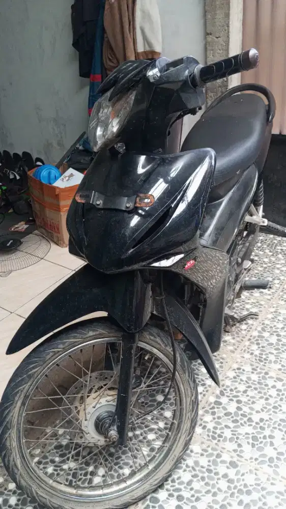 Jual revo 2011 BE
