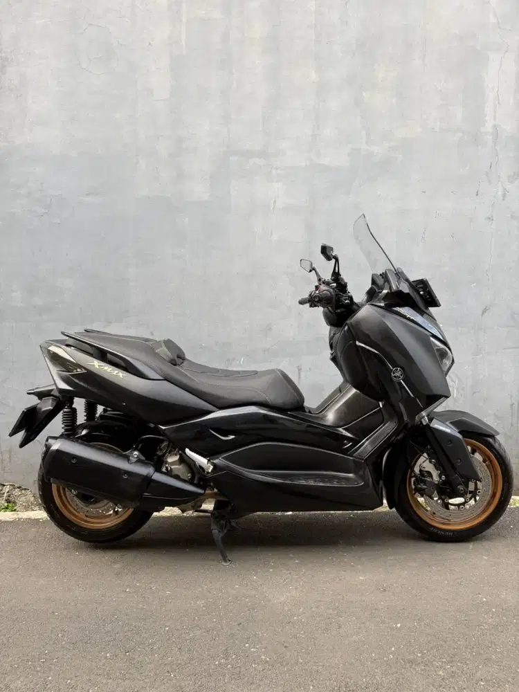 Yamaha XMAX 250 2022