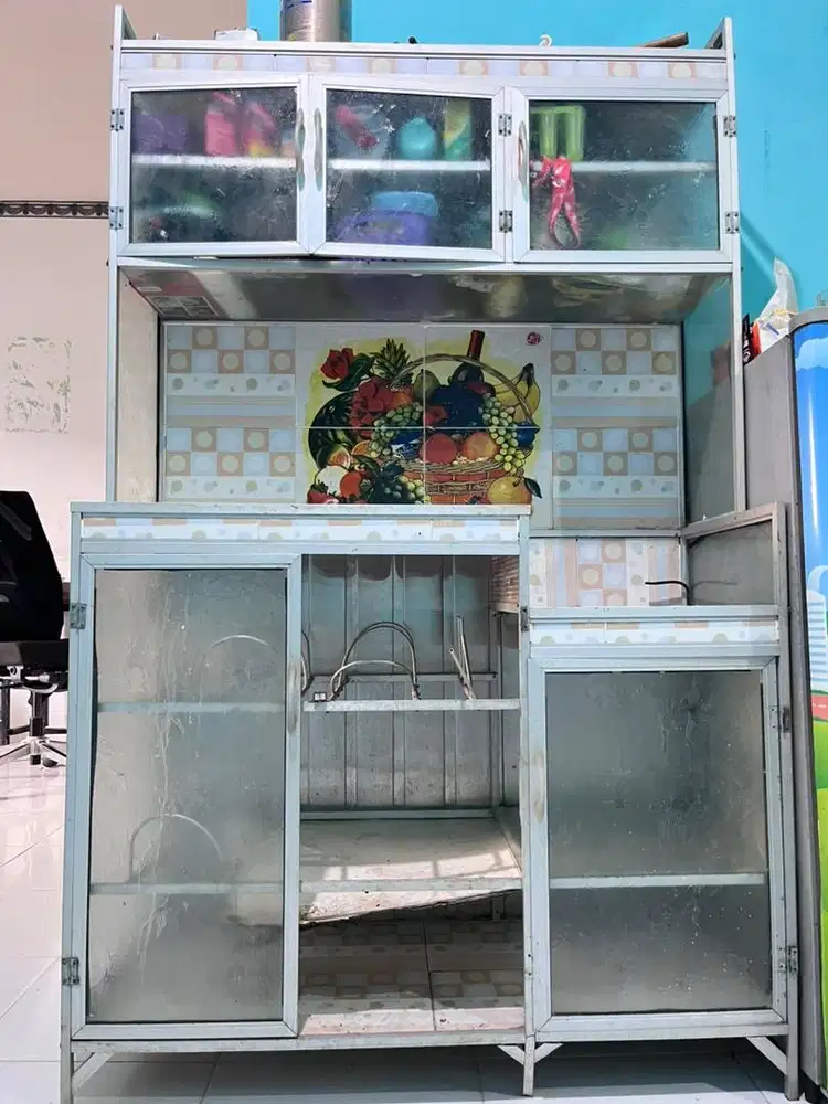 Lemari piring 3pintu