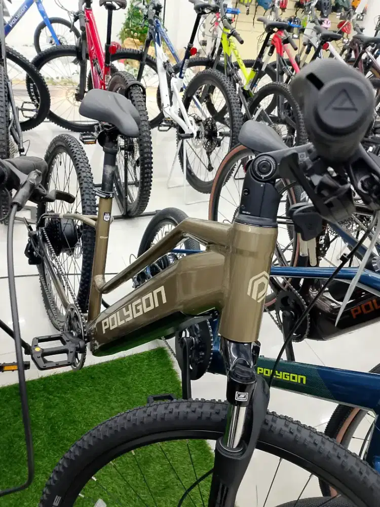 POLYGON KALOSI MILES