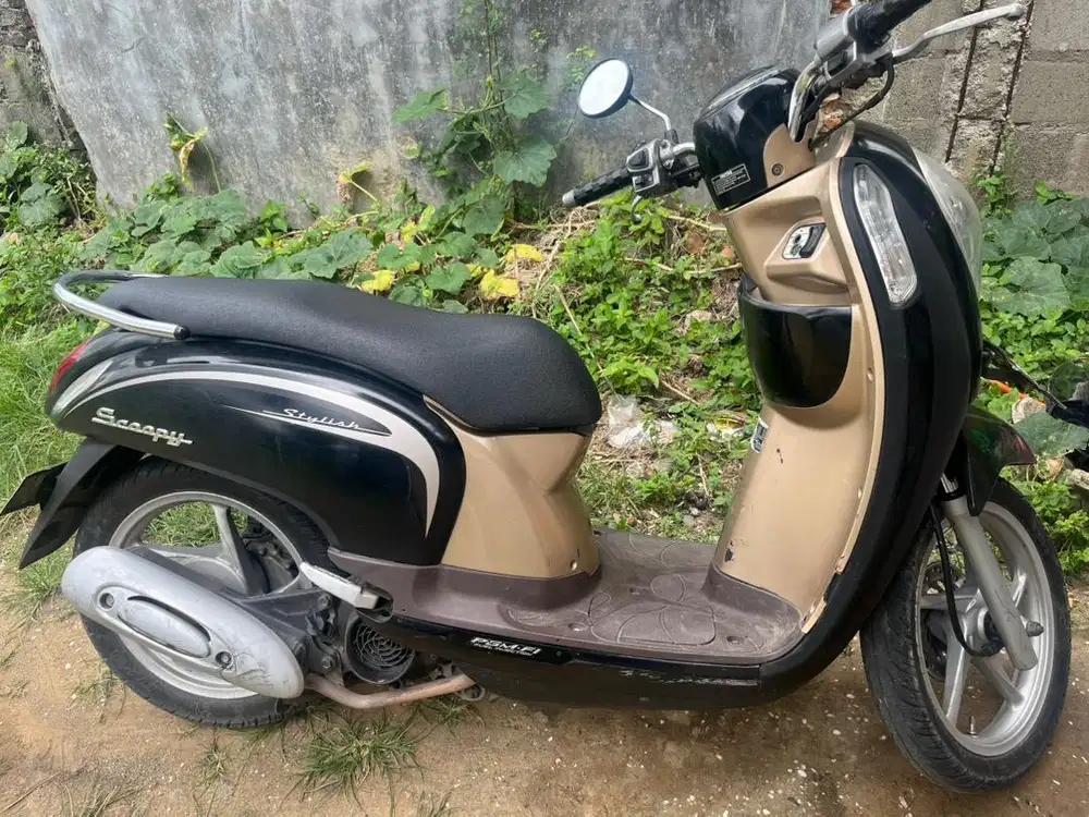 Dijual Scoopy 2014