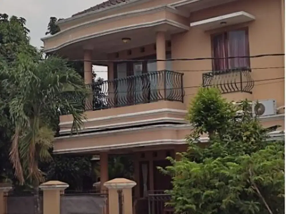 RUMAH DIJUAL HOOK STRATEGIS DI GRAHA BINTARO JAYA SERPONG UTARA TANGERANG SELATAN