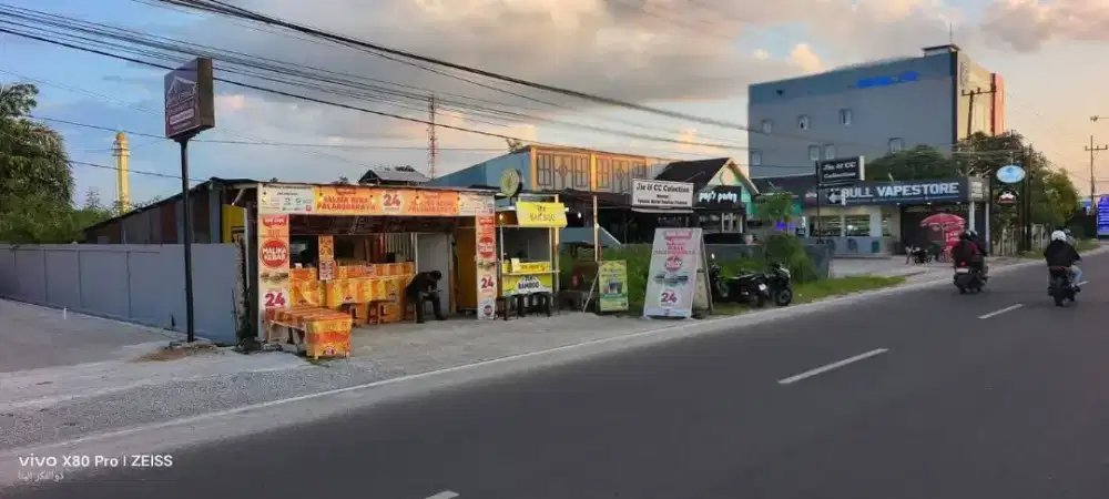 Di butuhkan 4 operator kebab