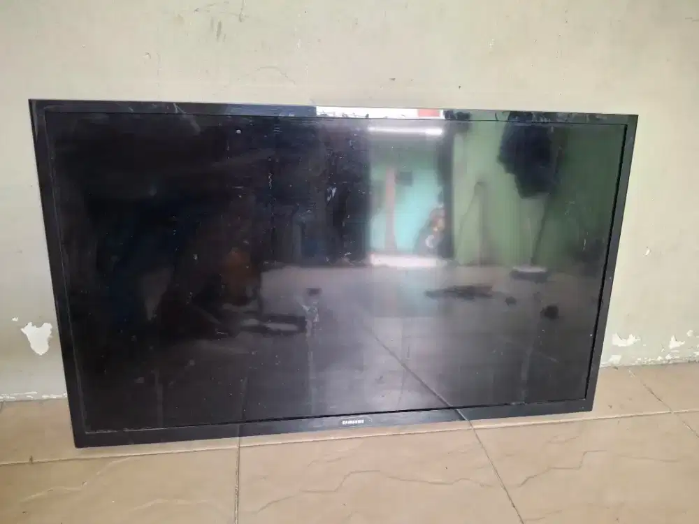 Tv samsung 32 kandang kucing dan selang steam