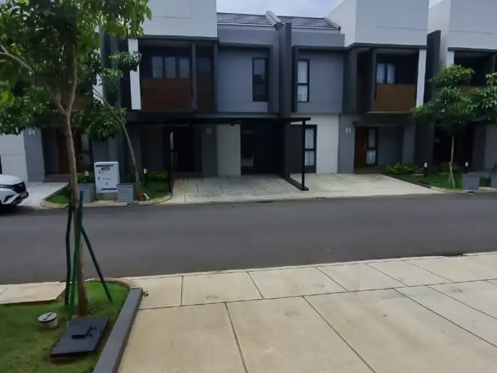 Rumah baru cluter terdepan dekat club house, summarecon crwon gading ,SCG, bekasi