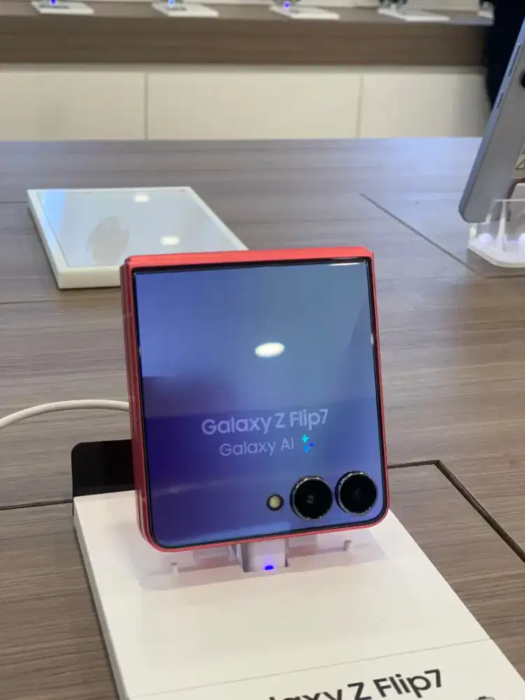 PROMO  YEAR END SALES AMSUNG GALAXY Z FLIP 7