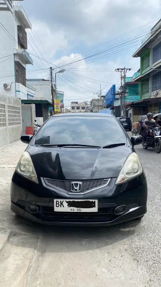 Honda jazz tahun 2009 (nego)
