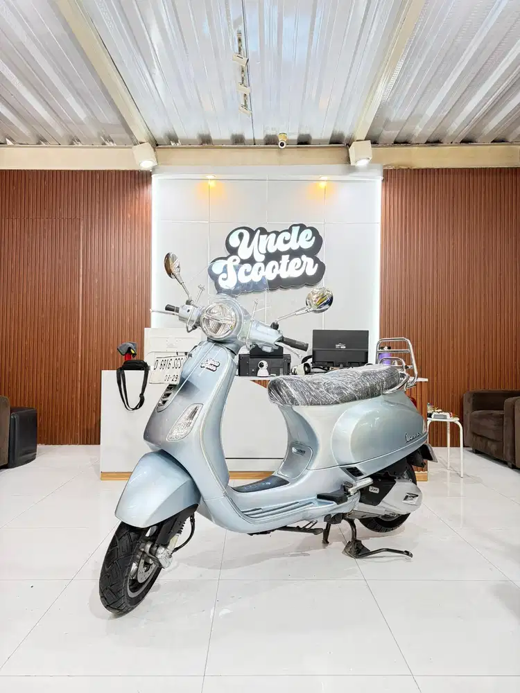 Vespa LX 125 iget Facelift Led Thn 2023 Mulus