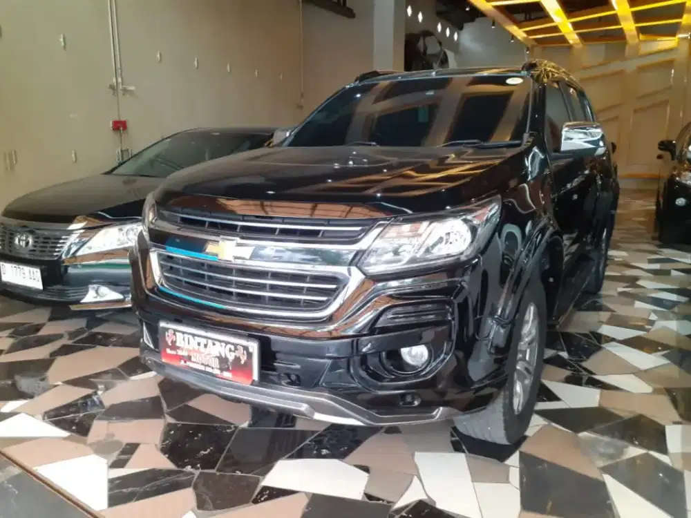 TRAILBLAZER LTZ 2.5 AT 2018 BLACK / MODEL THN 2019 (BINTANG MOTOR)