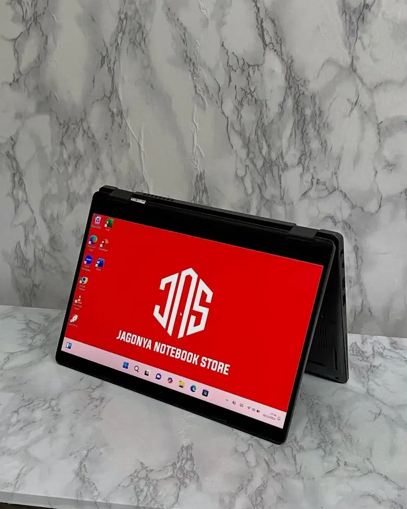 DELL Latitude 5300 2in1 i5 8365U RAM 8GB SSD 256GB M2 NVMe Layar 13.3